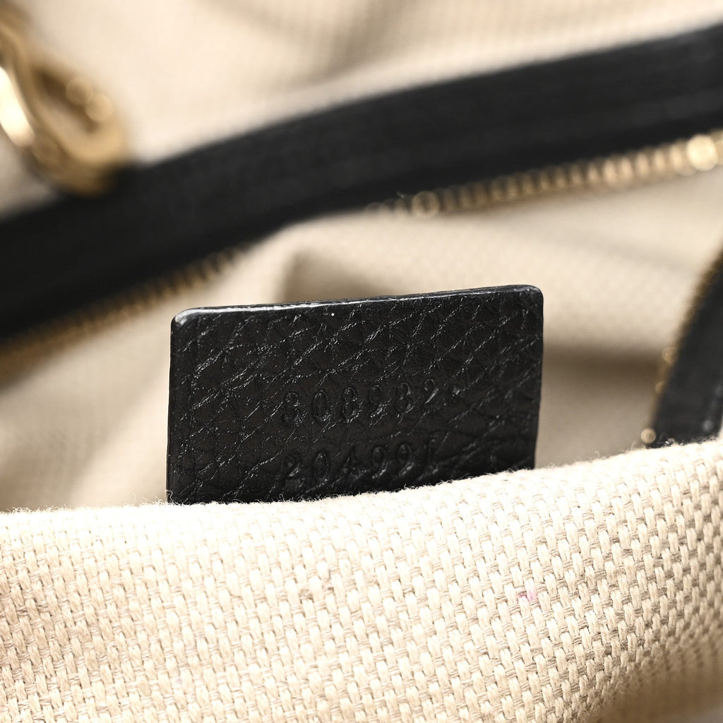 Pebbled Calfskin Medium Soho Chain Shoulder Bag Black wholesalehk.shop