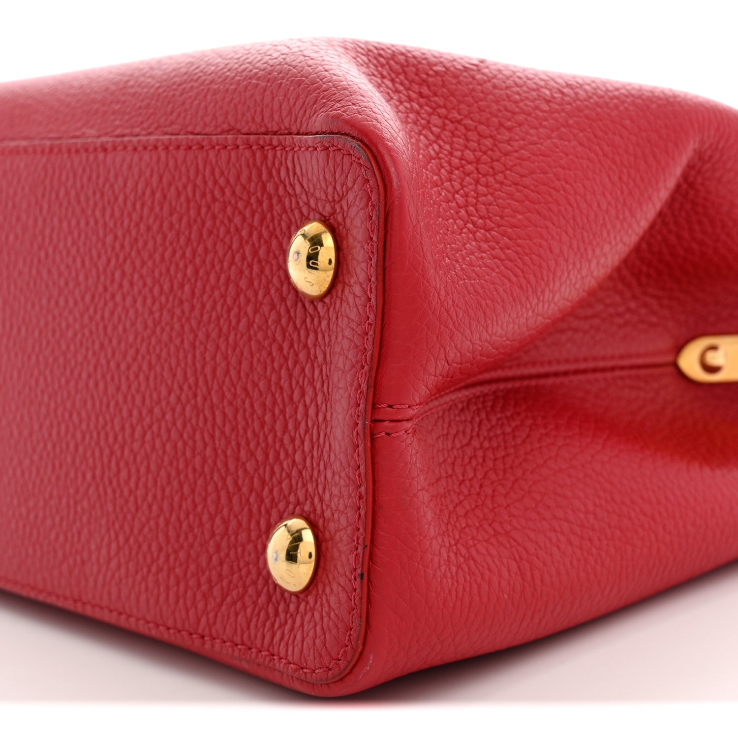 Taurillon Capucines PM Rubis £¨ Direct shipment via from wholesalehk.shop