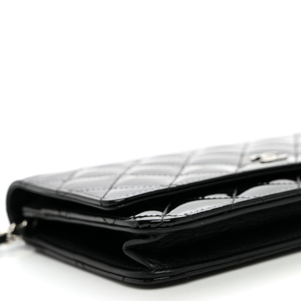 Patent Quilted Wallet On Chain WOC Black wholesalehk.shop
