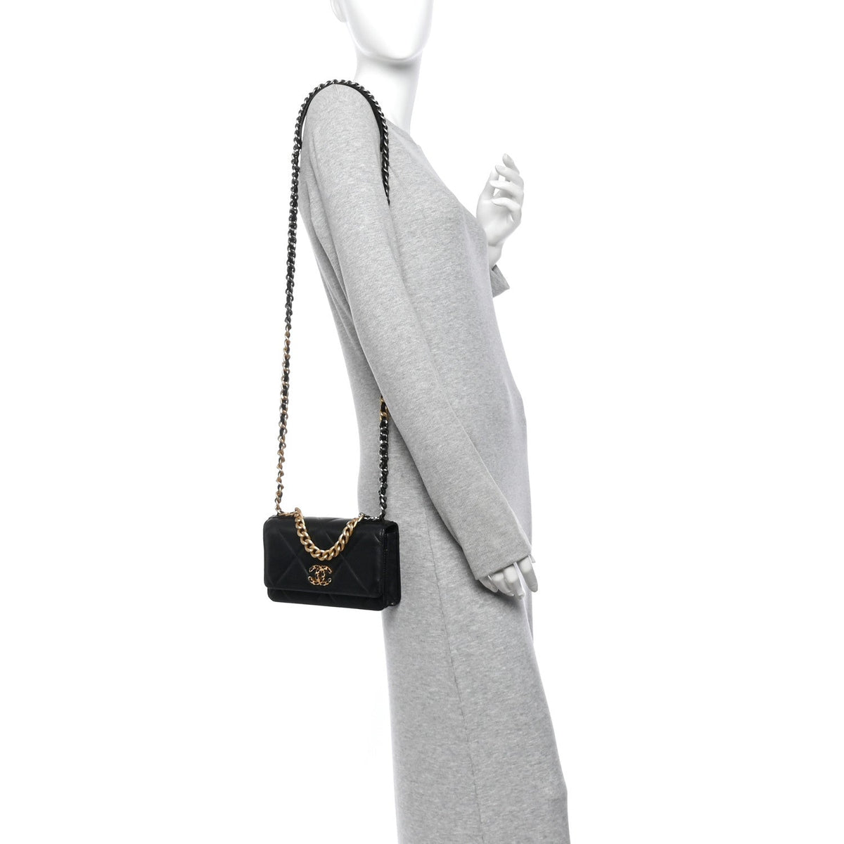 Lambskin Quilted Chanel 19 Wallet On Chain WOC Black wholesalehk.shop