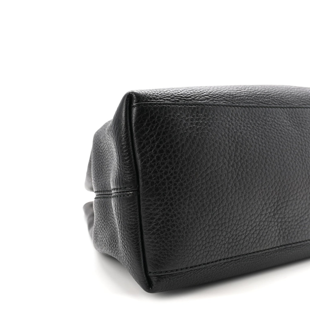 Pebbled Calfskin Medium Soho Chain Shoulder Bag Black wholesalehk.shop