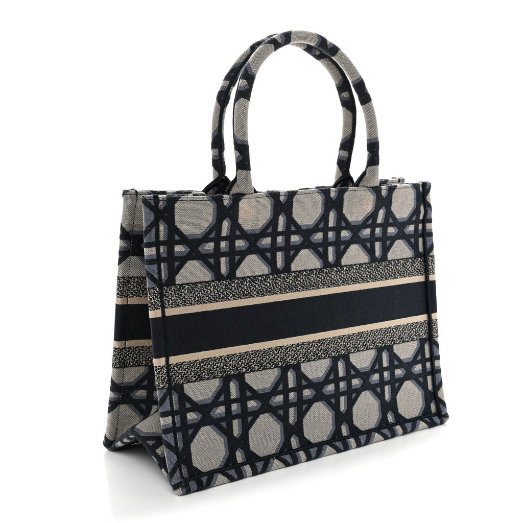 Canvas Macrocannage Embroidered Medium Book Tote Beige Blue £¨ Direct shipment via from wholesalehk.shop