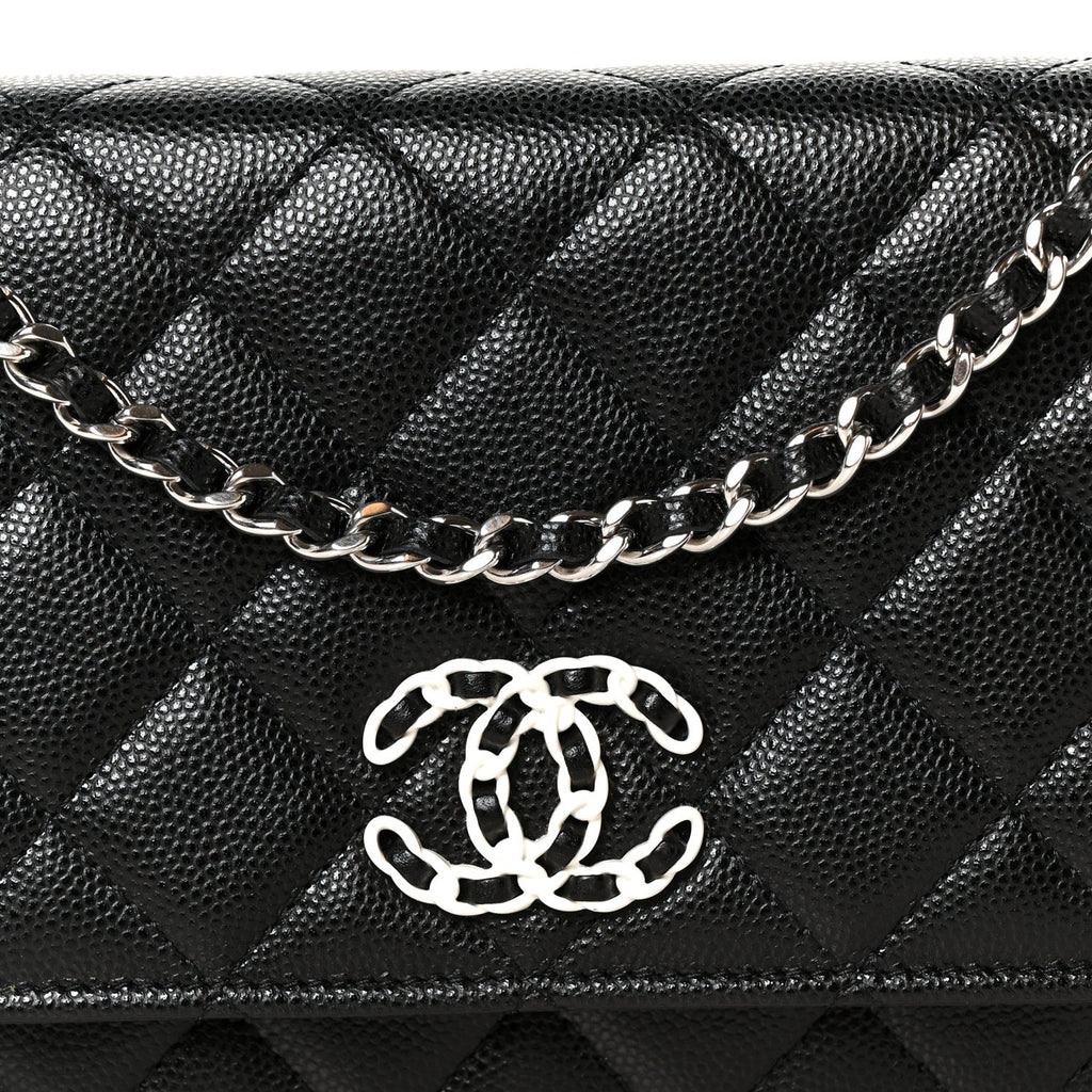 Caviar Quilted Chanel 19 Wallet On Chain WOC Black White wholesalehk.shop