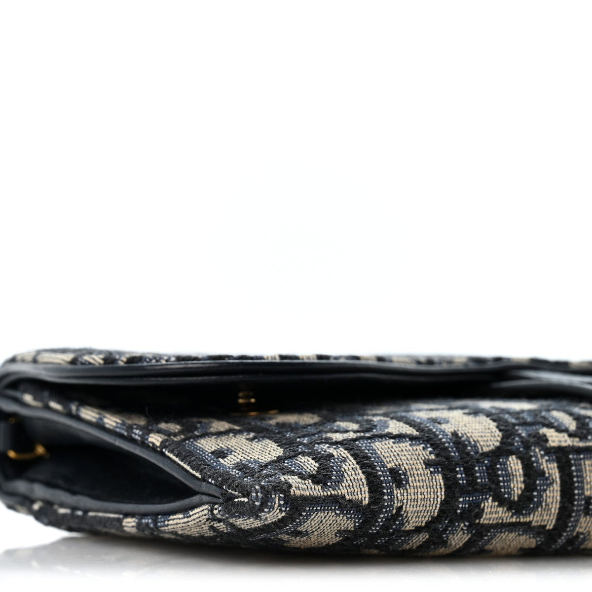 Oblique Small Saddle Chain Pouch Blue wholesalehk.shop