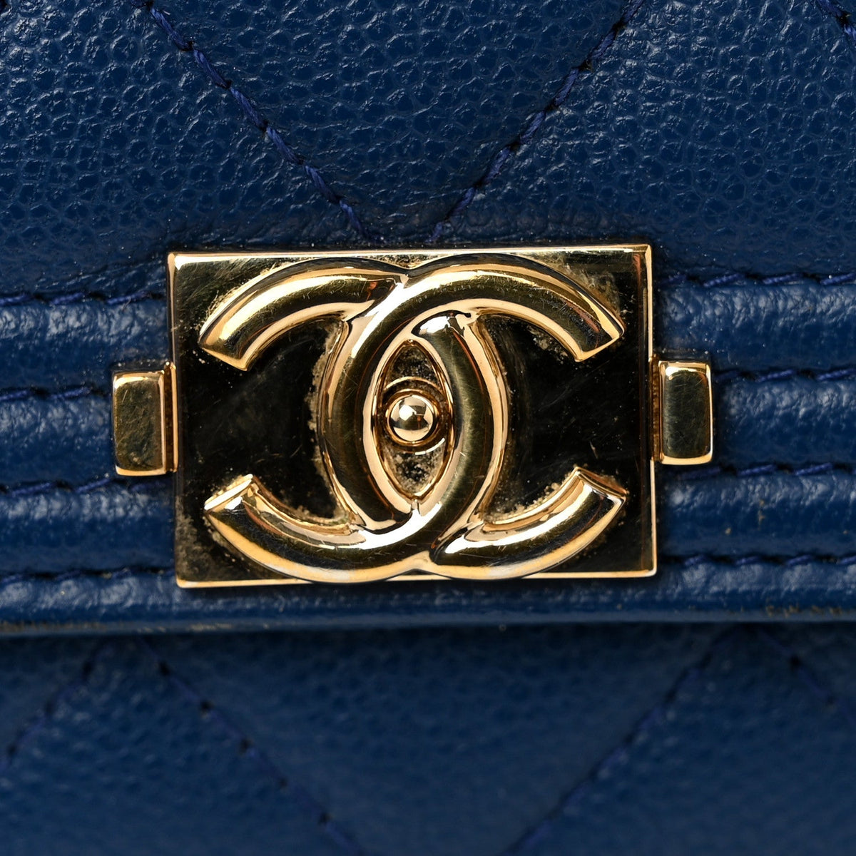 Caviar Quilted Boy Wallet On Chain WOC Dark Blue wholesalehk.shop