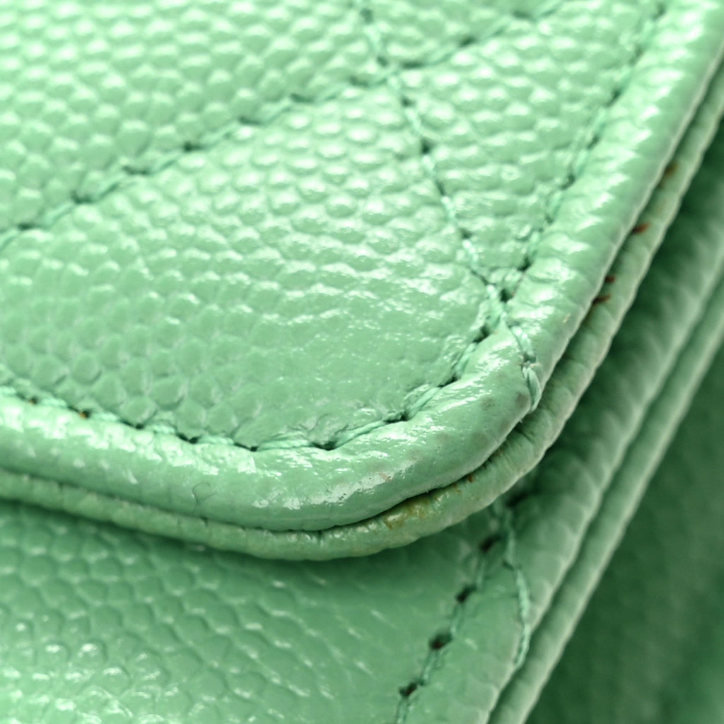 Caviar Quilted Wallet On Chain WOC Green wholesalehk.shop