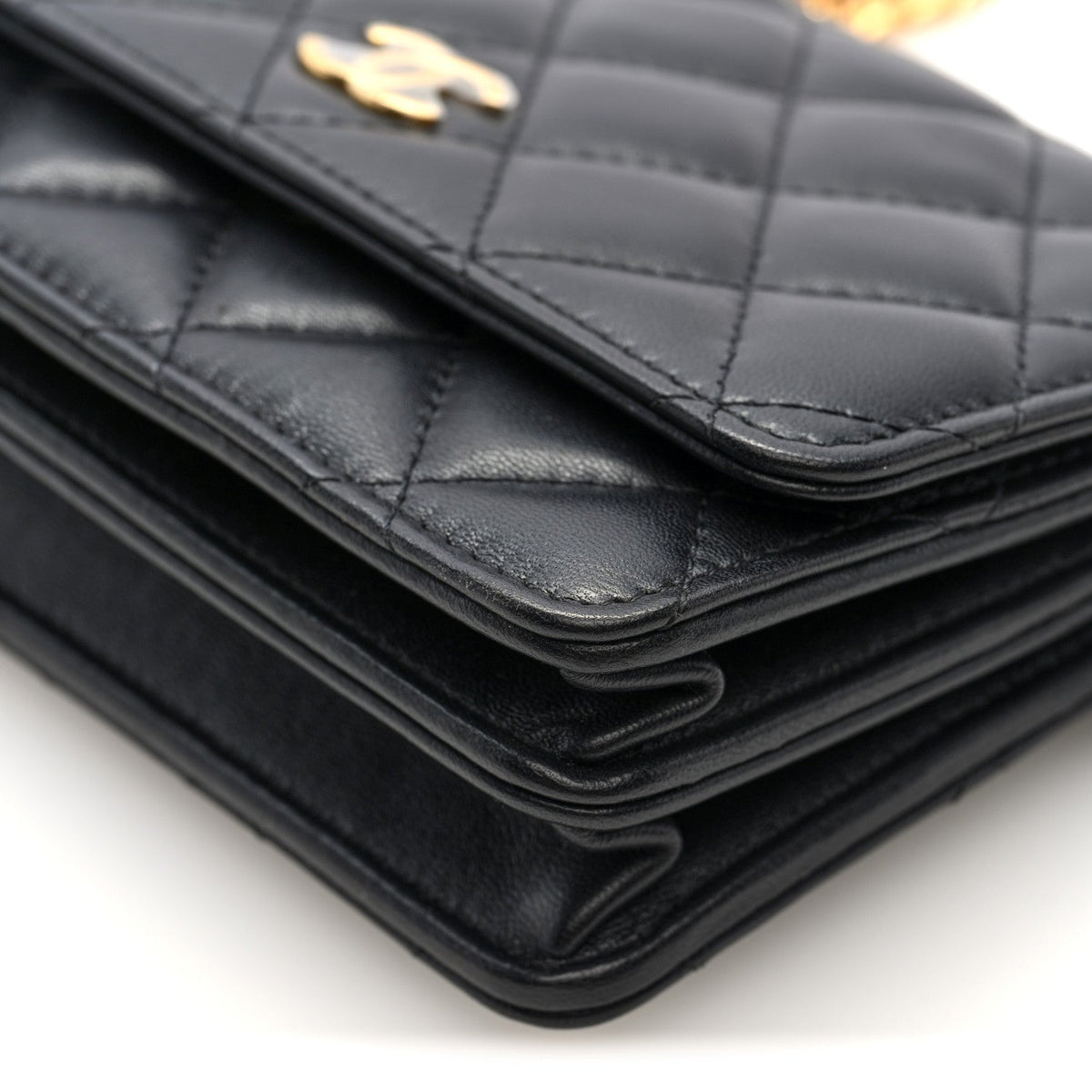 Lambskin Quilted CC Pearl Enamel Clutch on Chain WOC Black wholesalehk.shop