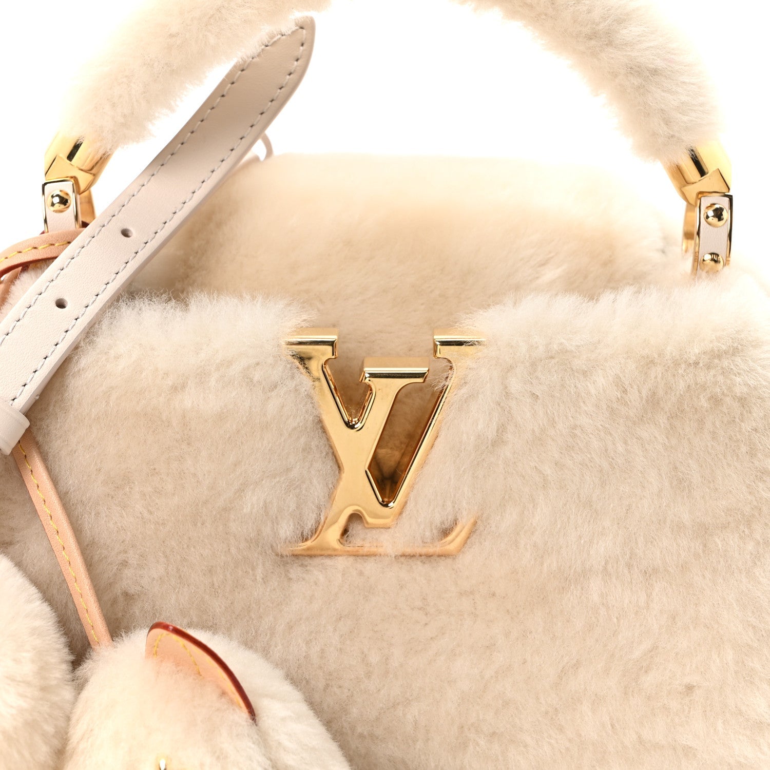Shearling Caousnow Capucines Cream £¨ Direct shipment via from wholesalehk.shop