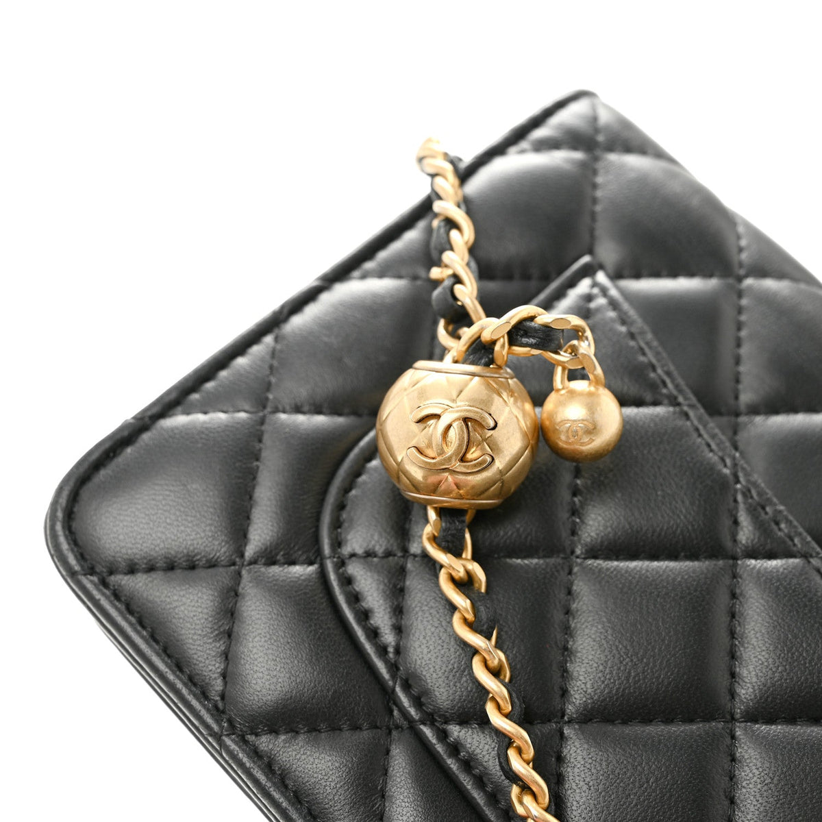 Lambskin Quilted CC Pearl Crush Wallet on Chain WOC Black wholesalehk.shop