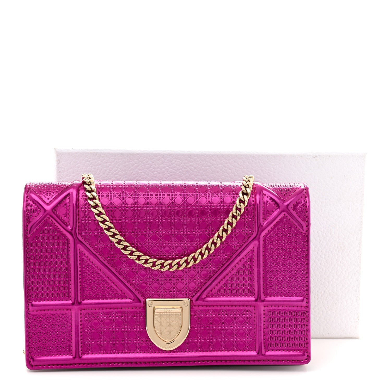 Metallic Patent Micro-Cannage Diorama Wallet on Chain Pouch Pink ¡§ Direct shipment via from wholesalehk.shop