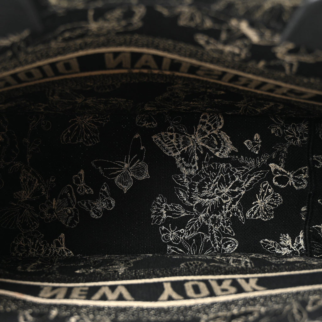 Canvas Embroidered Medium New York Butterfly Book Tote Black £¨ Direct shipment via from wholesalehk.shop