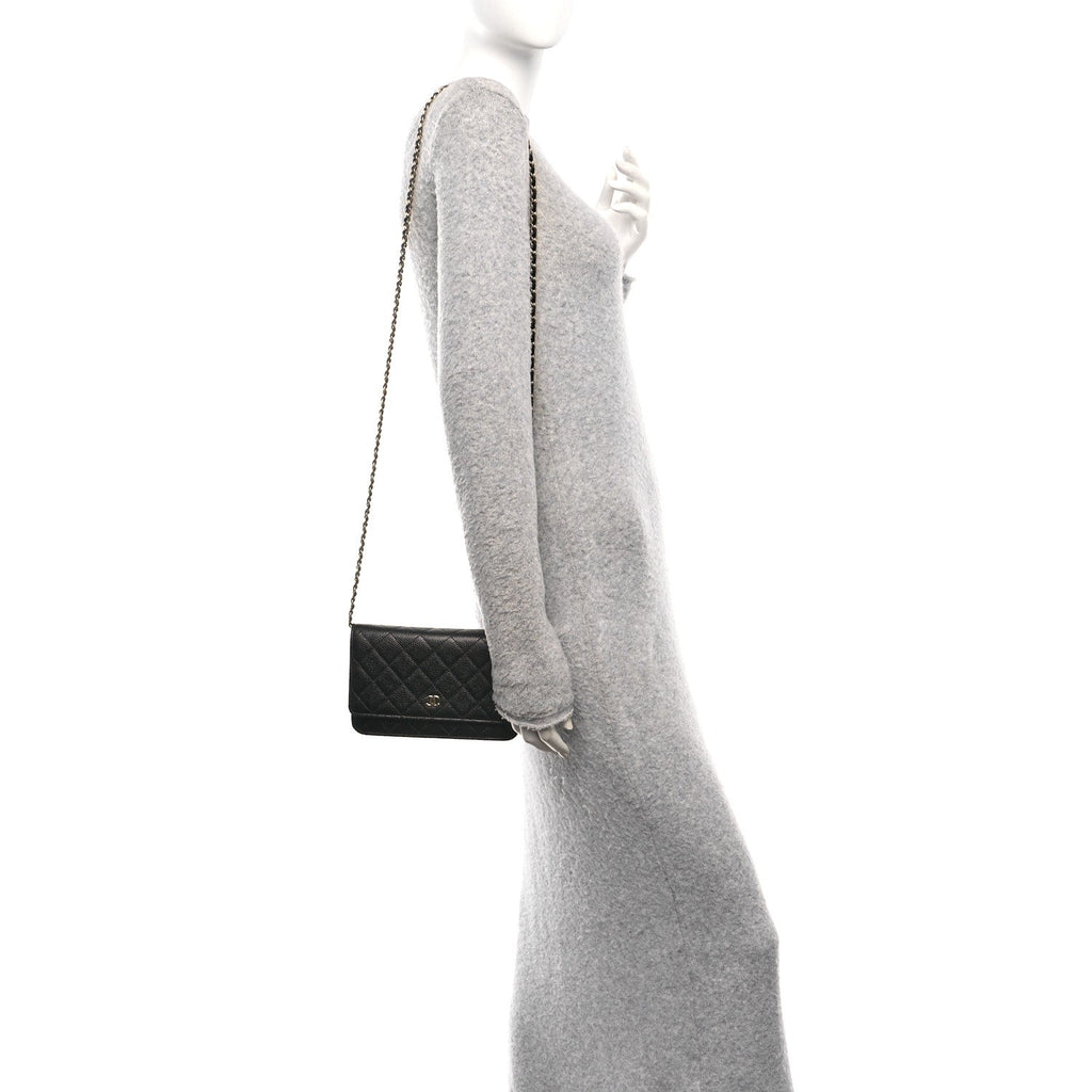 Caviar Quilted Wallet on Chain WOC Black wholesalehk.shop