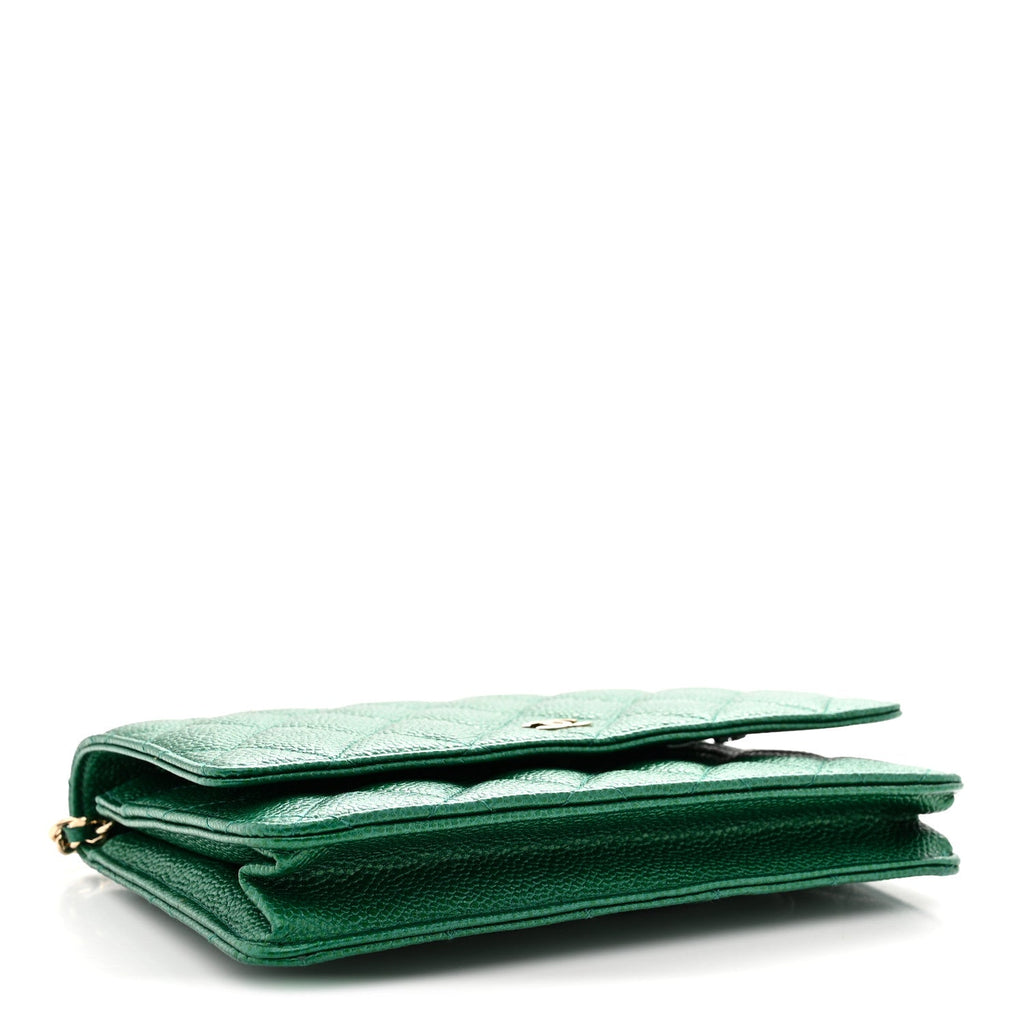 Metallic Caviar Quilted Wallet On Chain WOC Green wholesalehk.shop