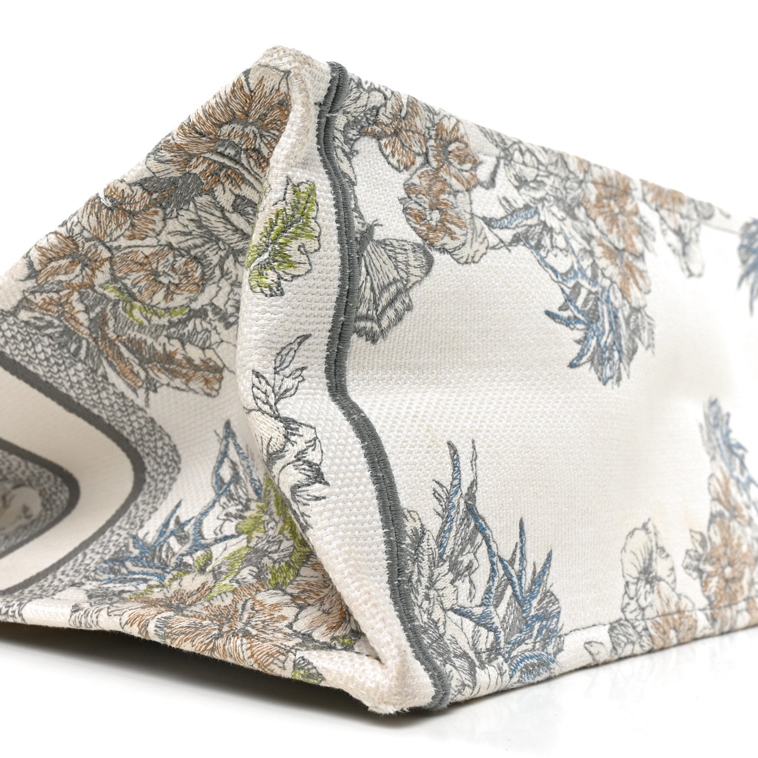 Canvas Embroidered Large Rêve d'Infini Book Tote Multicolor £¨ Direct shipment via from wholesalehk.shop