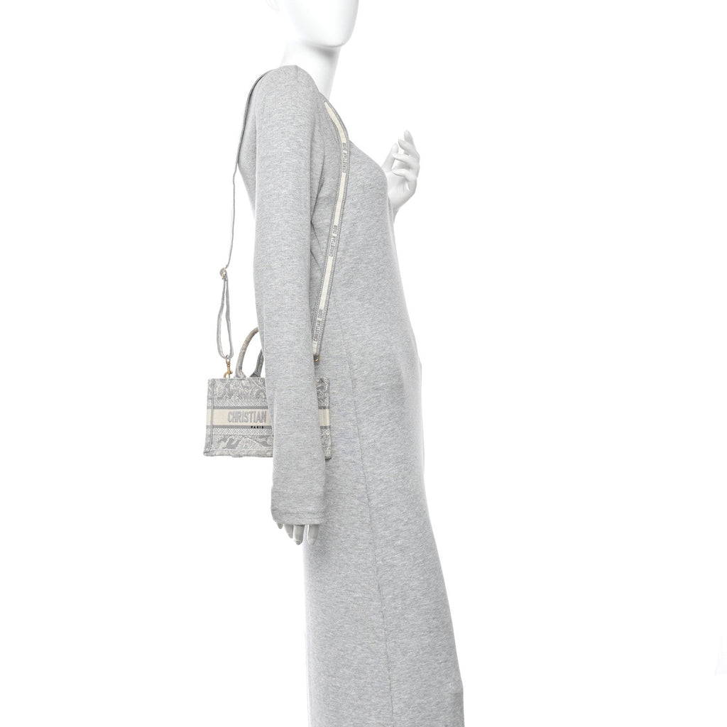 Canvas Embroidered Toile De Jouy Reverse Mini Book Tote With Strap Grey £¨ Direct shipment via from wholesalehk.shop
