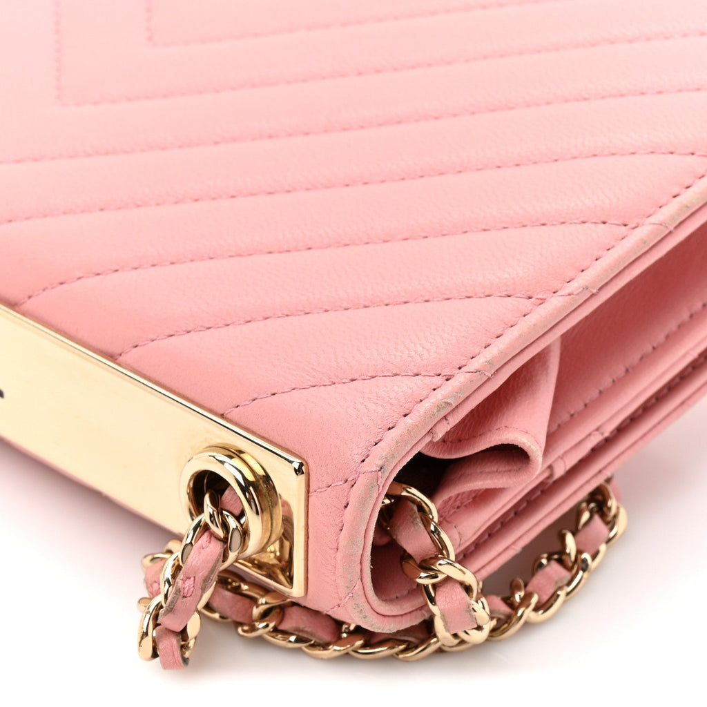 Lambskin Chevron Quilted Trendy CC Wallet On Chain WOC Pink wholesalehk.shop