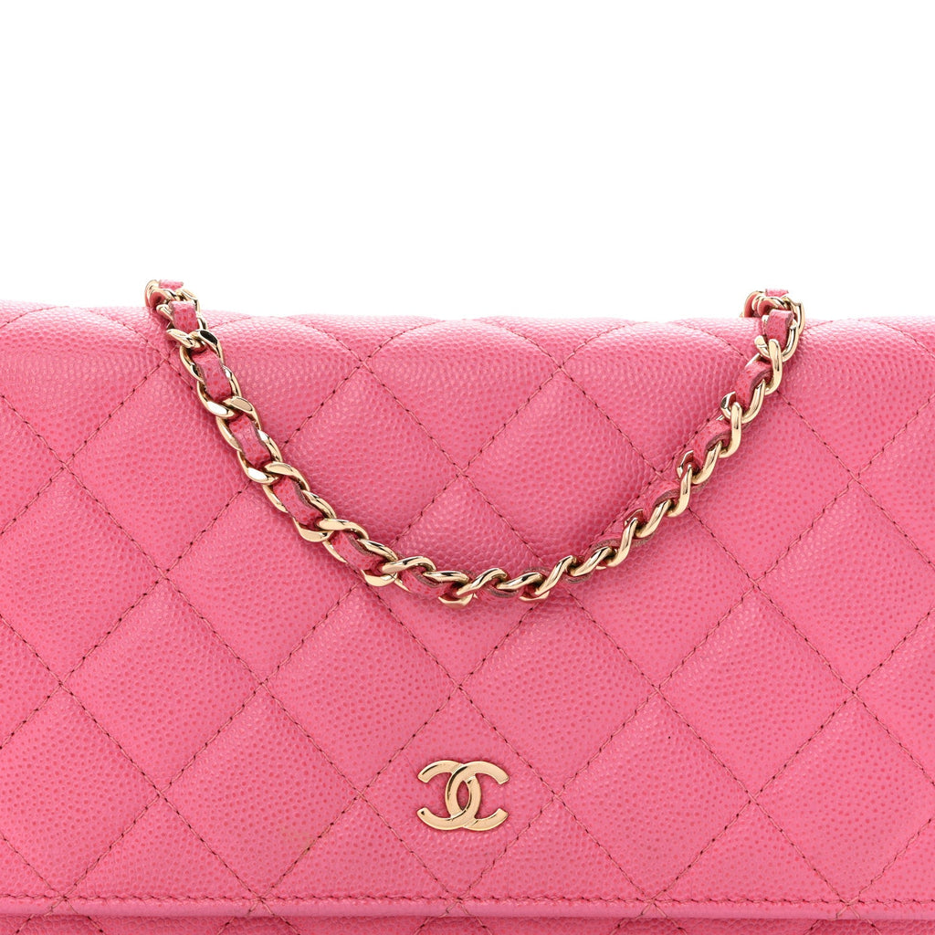 Caviar Quilted Wallet on Chain WOC Pink wholesalehk.shop