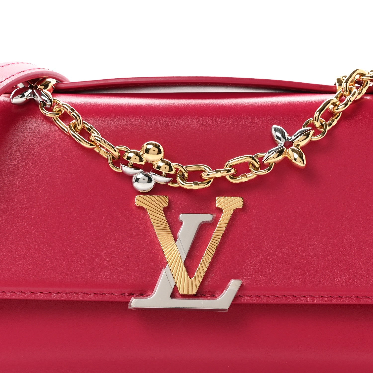 Calfskin LV Wallet On Chain Capucines Raspberry £¨ Direct shipment via from wholesalehk.shop