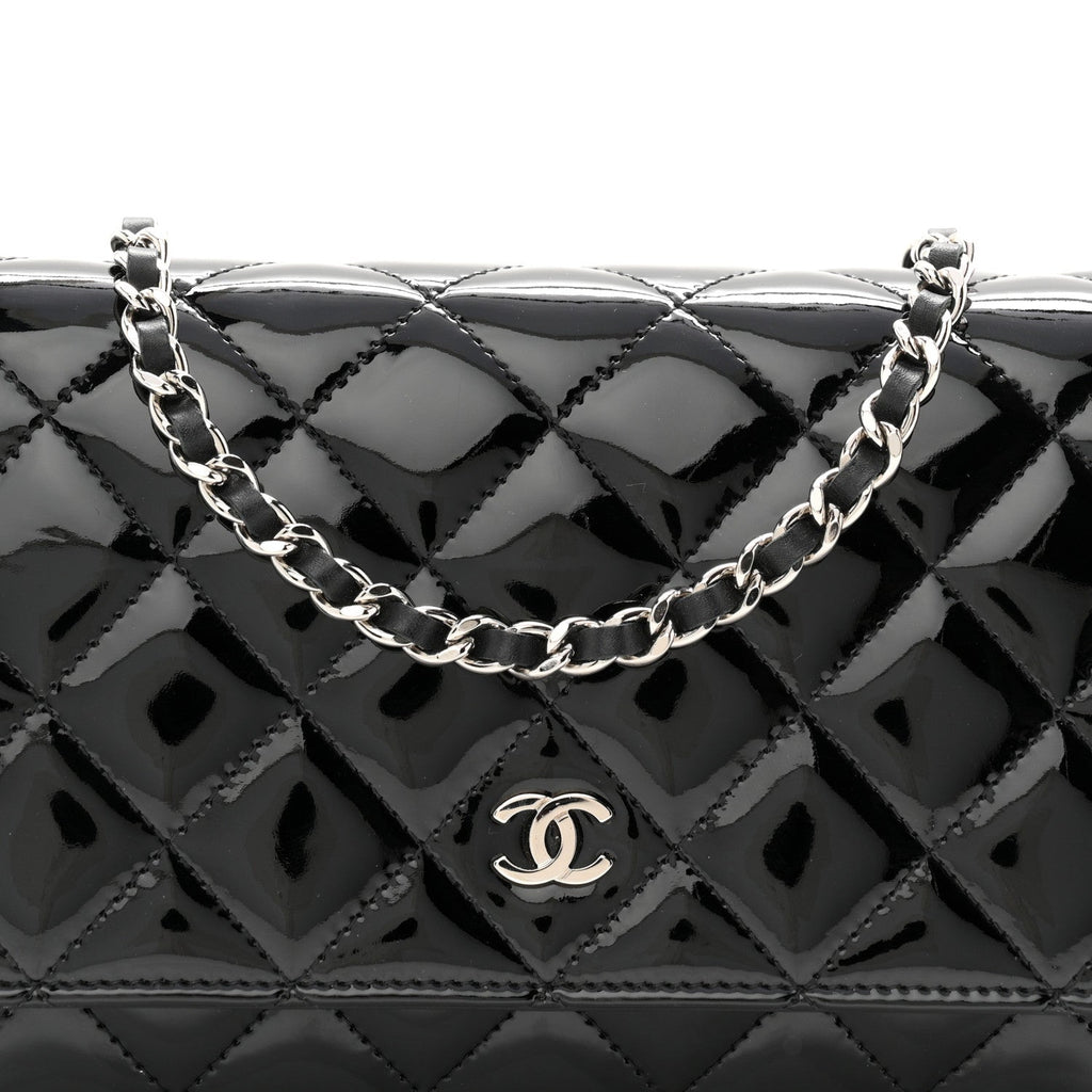 Patent Quilted Wallet On Chain WOC Black wholesalehk.shop