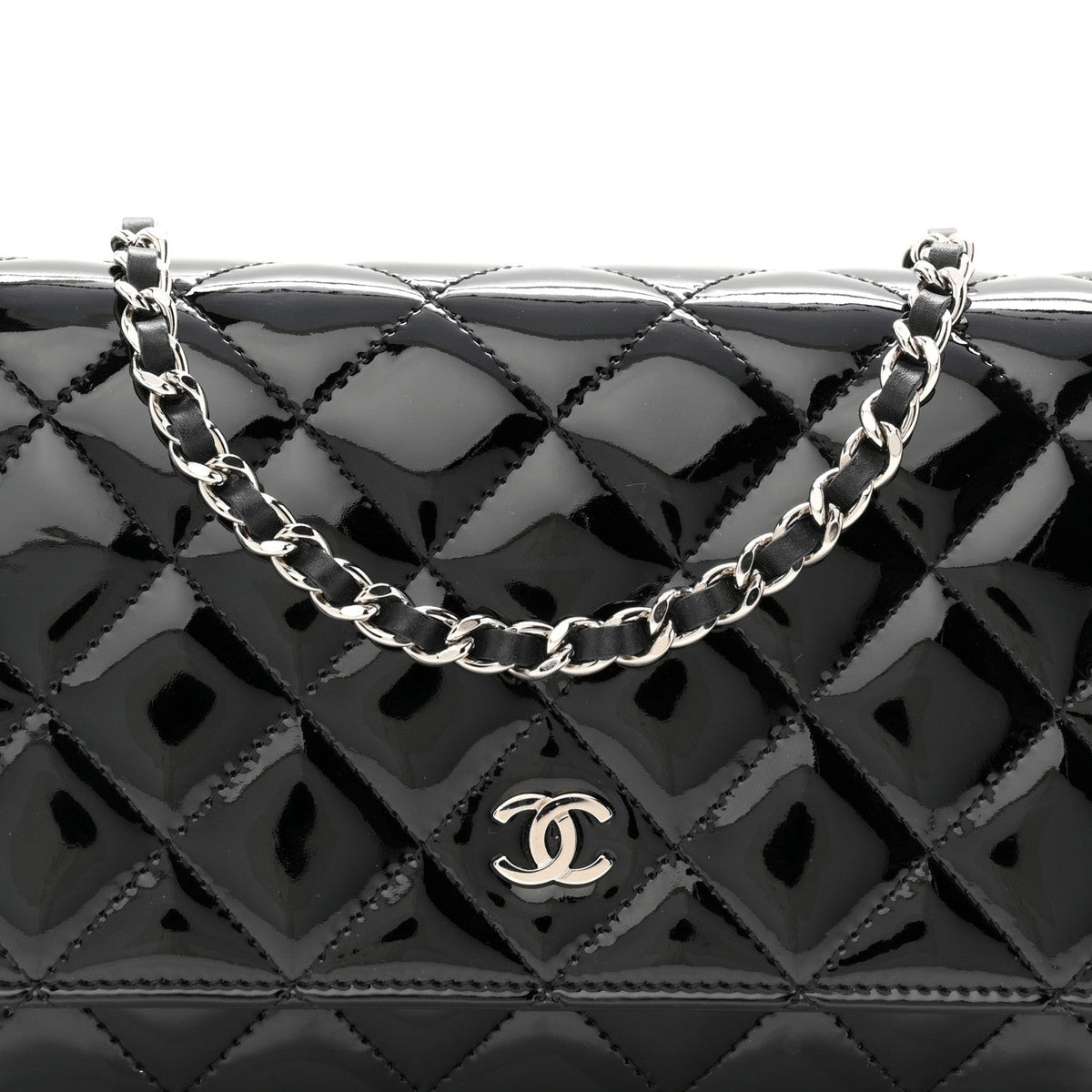 Patent Quilted Wallet On Chain WOC Black wholesalehk.shop