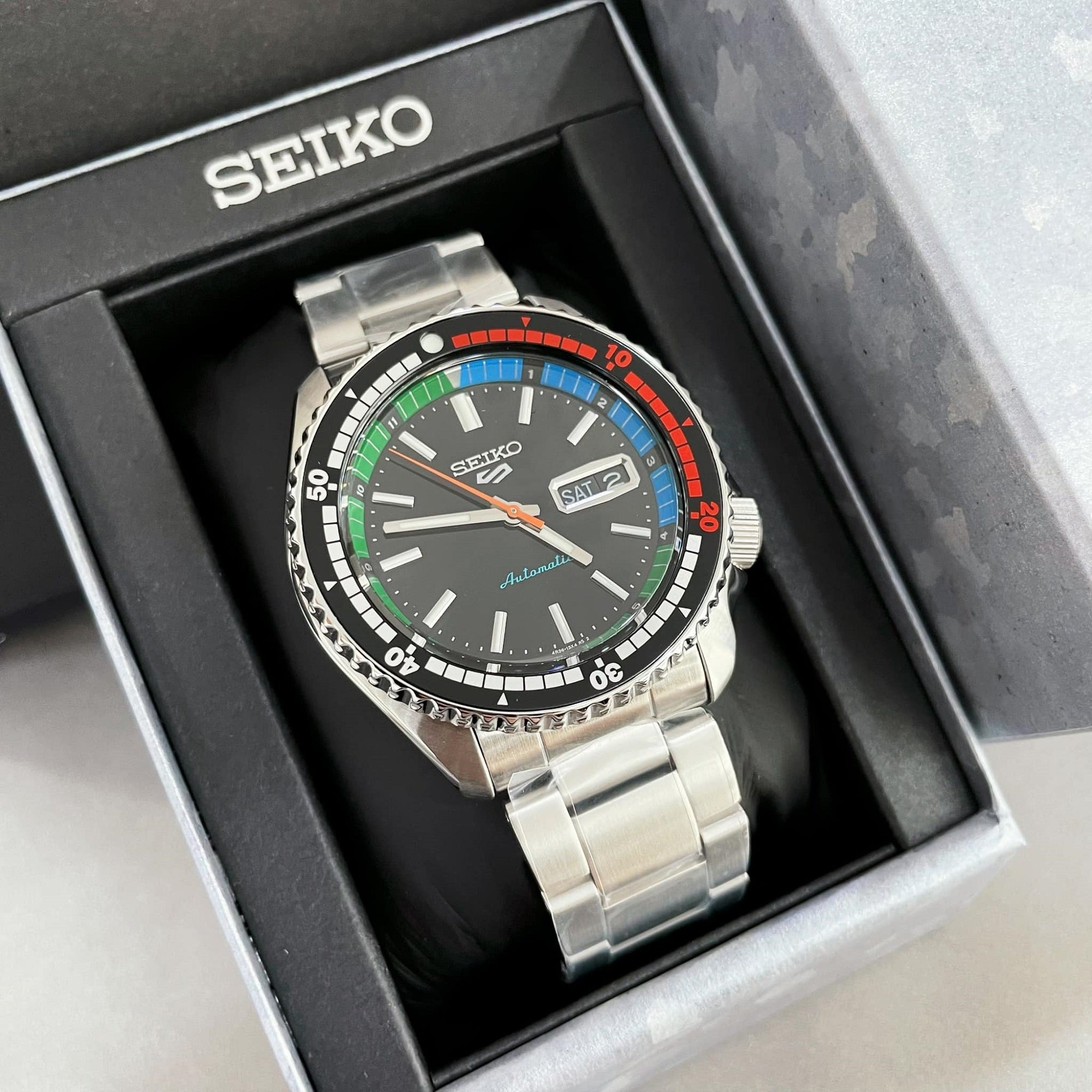 Seiko 5 Sports SKX Series Regatta Timer Retro Blue Dial Silver Steel Strap Watch For Men - SRPK13K1 wholesalehk.shop