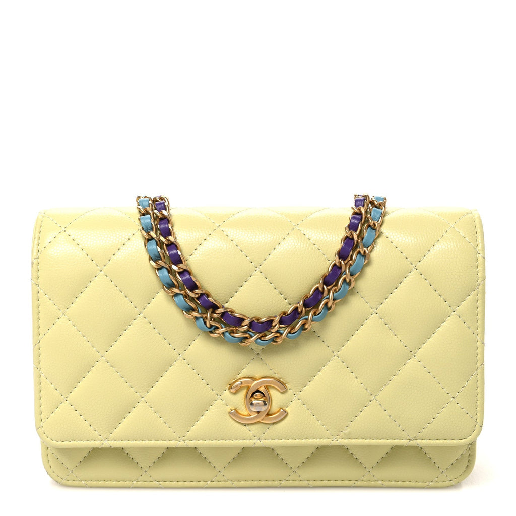 Caviar Quilted CC Turn Lock Wallet On Chain WOC Light Green wholesalehk.shop
