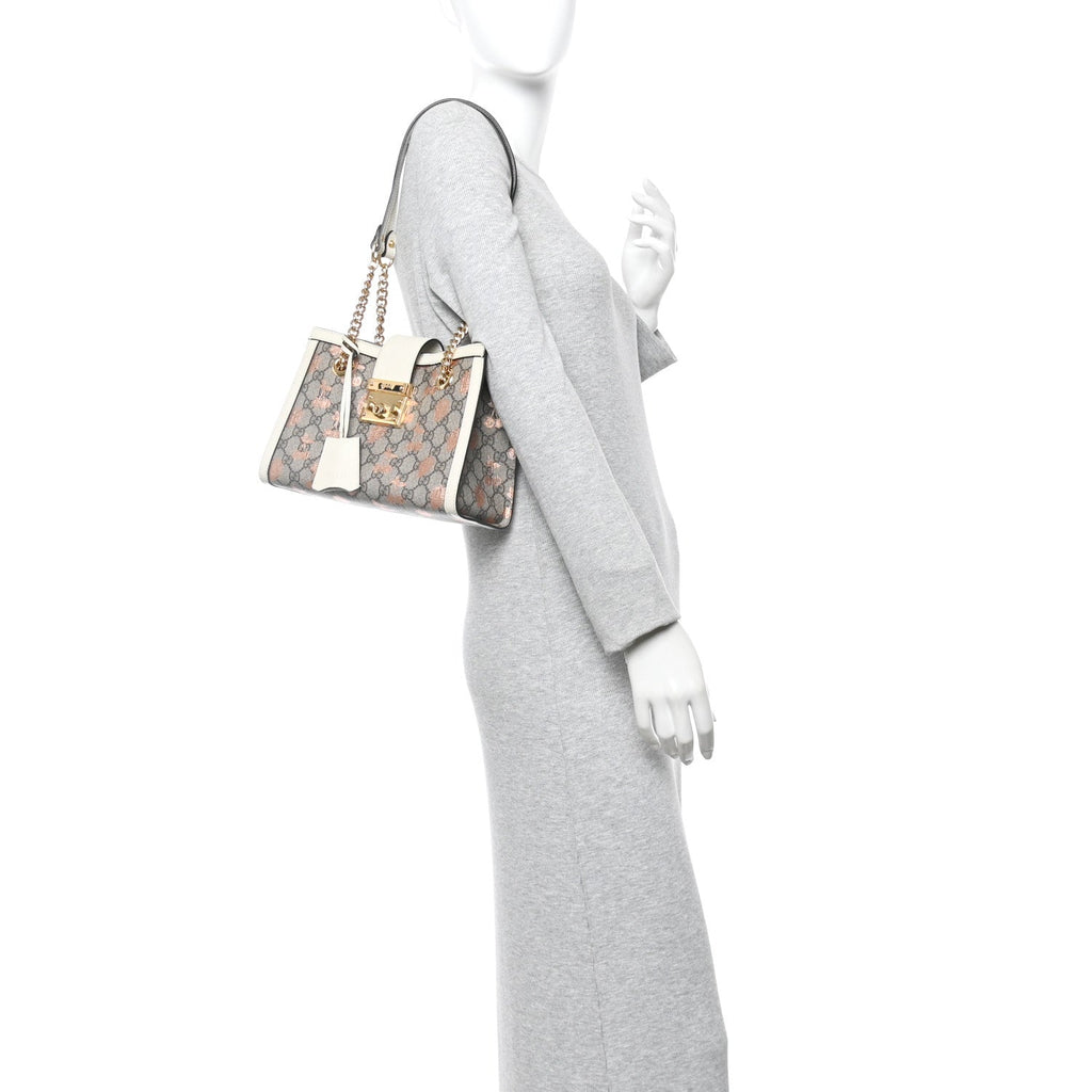 GG Supreme Monogram Berry Textured Dollar Calfskin Small Padlock Tote Beige Ebony Light Copper Mystic White £¨ Direct shipment via from wholesalehk.shop