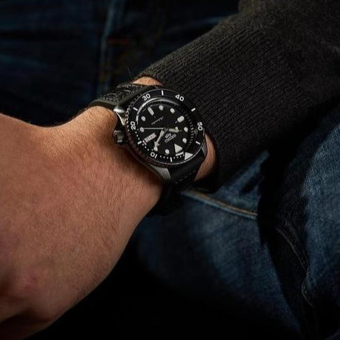 Seiko 5 Sport Automatic Black Dial Black Silicone Strap Watch For Men - SRPD65K3 wholesalehk.shop