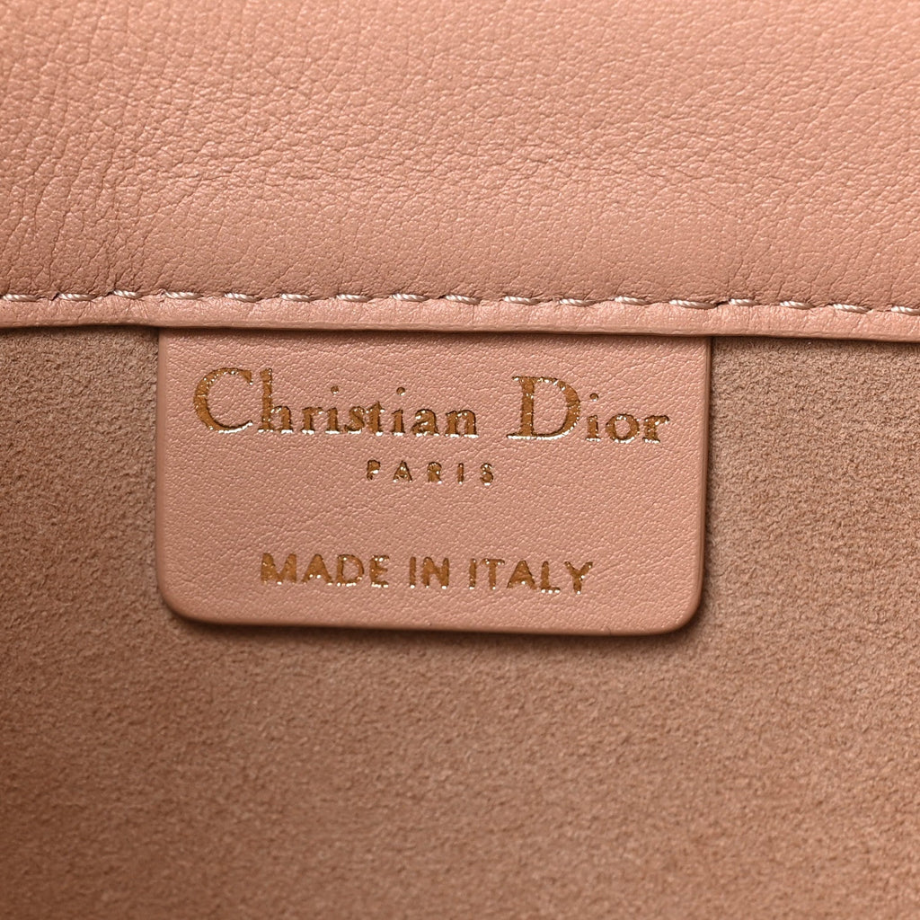 Calfskin Embossed Medium Book Tote Rose de Vents £¨ Direct shipment via from wholesalehk.shop