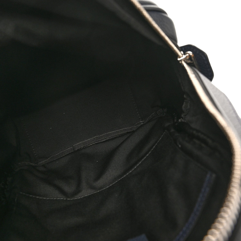 X SHAWN STUSSY Grained Calfskin Ox Head Crossbody Backpack Navy Blue wholesalehk.shop