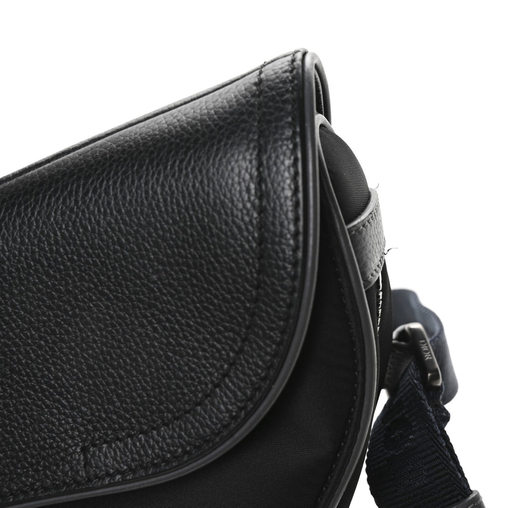 X Sacai Grained Calfskin Technical Fabric Mens Saddle Bag Black wholesalehk.shop