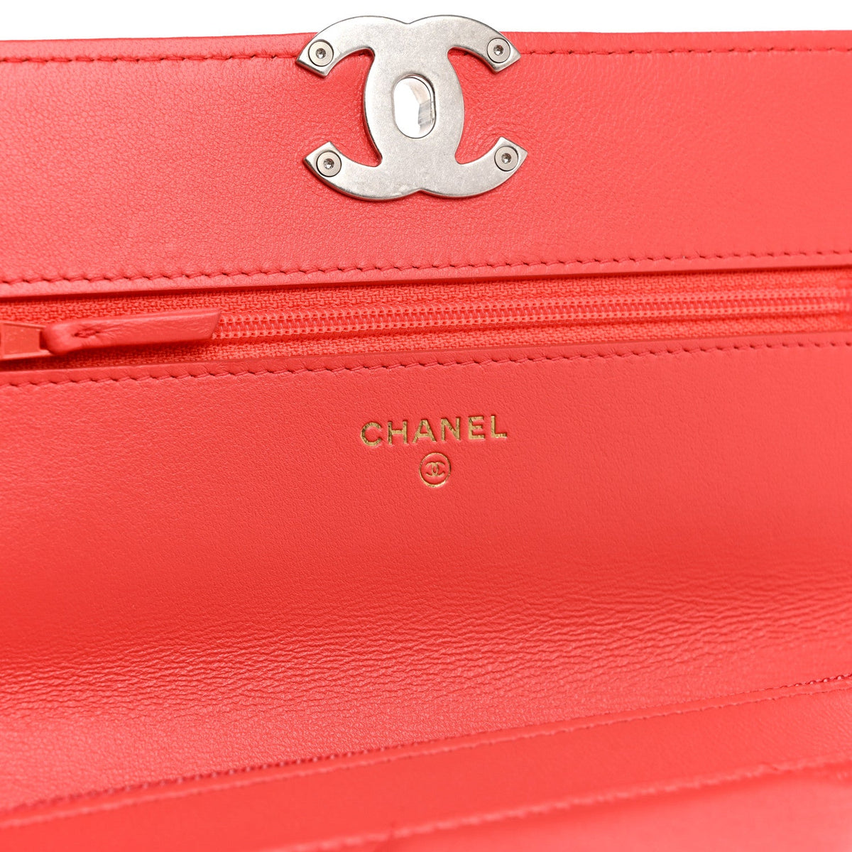 Lambskin Quilted Chanel 19 Wallet On Chain WOC Coral wholesalehk.shop