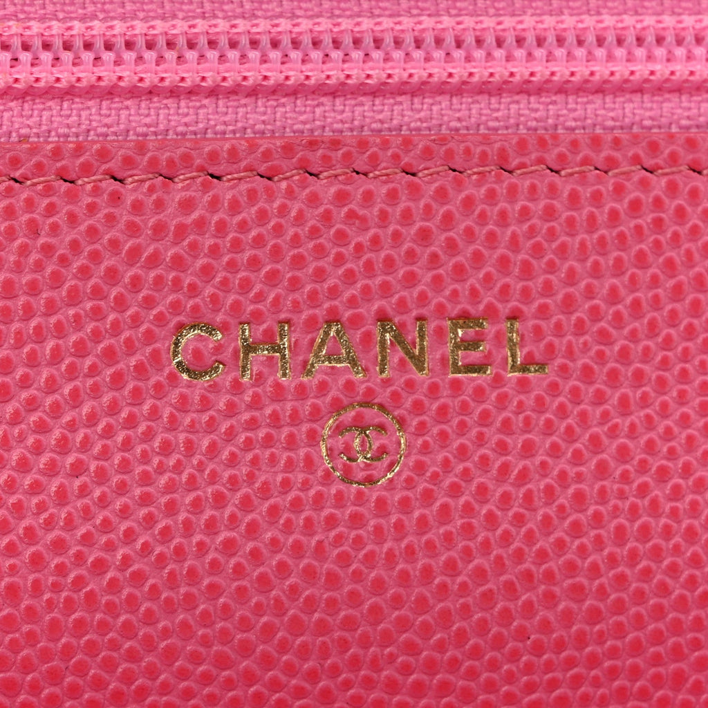Caviar Quilted Wallet on Chain WOC Pink wholesalehk.shop