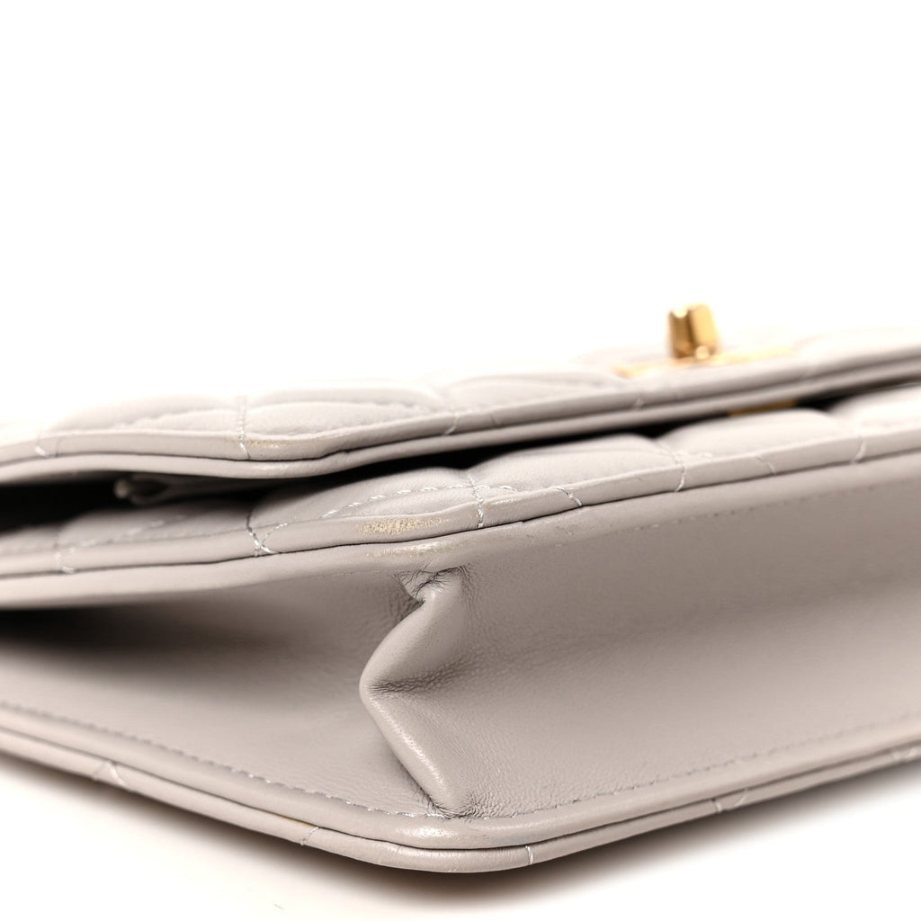 Lambskin Quilted CC Pearl Crush Wallet on Chain WOC Grey wholesalehk.shop