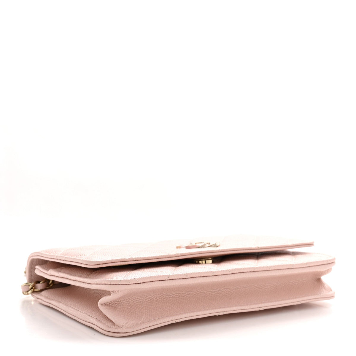 Caviar Quilted Crystal Enamel CC Wallet On Chain WOC Light Pink wholesalehk.shop