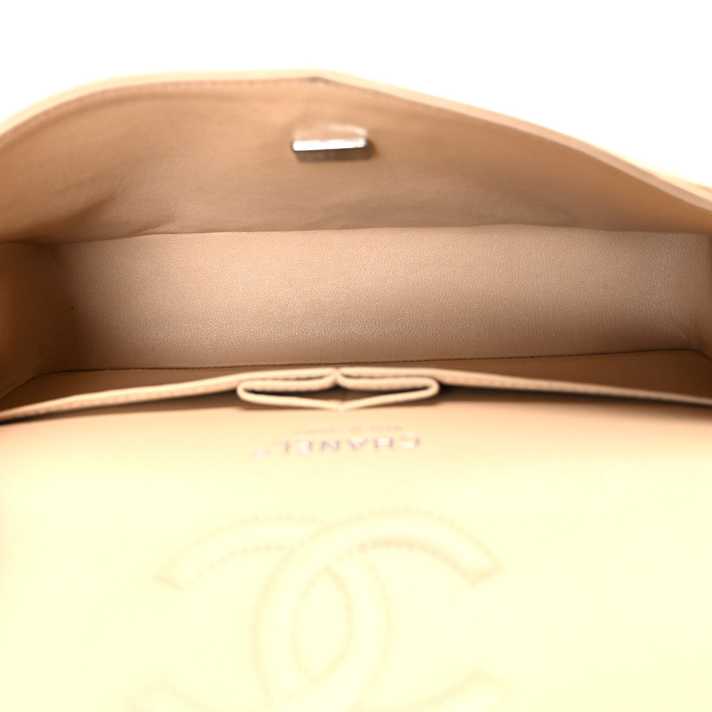 Caviar Quilted Medium Double Flap Beige wholesalehk.shop
