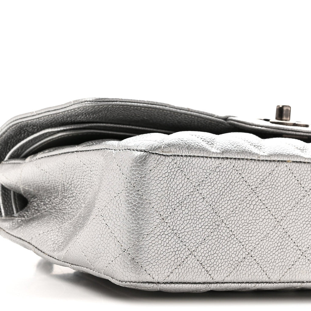 Metallic Caviar Quilted Medium Double Flap Silvery wholesalehk.shop