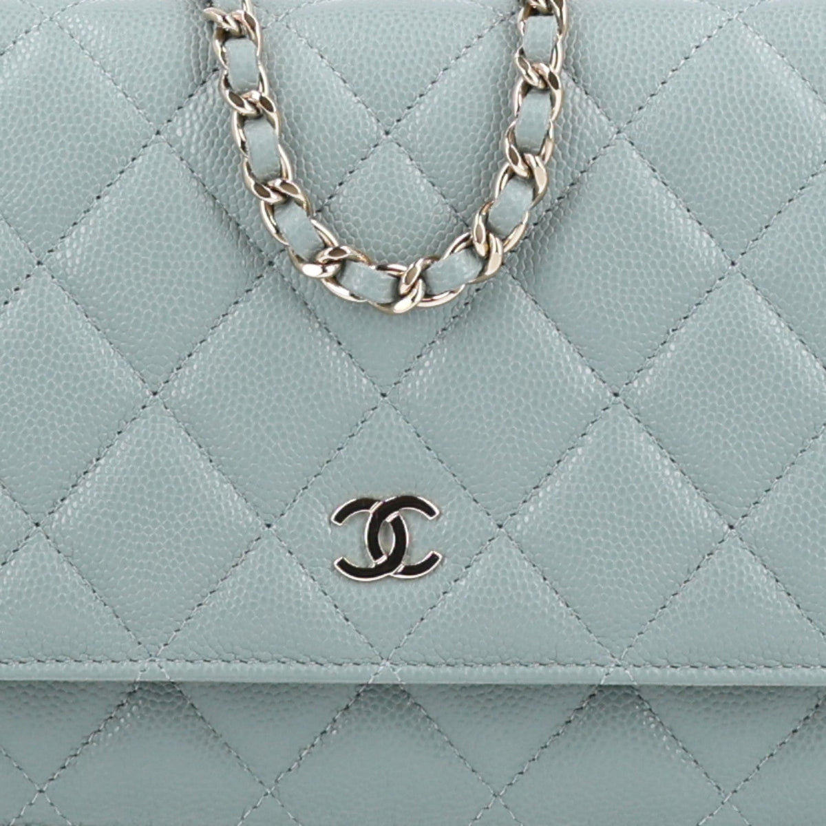 Caviar Quilted Wallet on Chain WOC Grey wholesalehk.shop