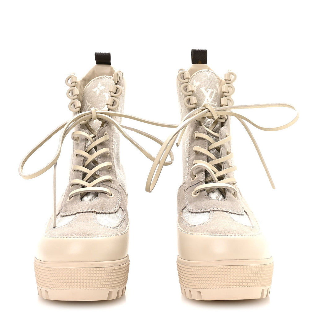 Suede Calfskin Laureate Platform Desert Boots 41 Beige £¨ Direct shipment via from wholesalehk.shop