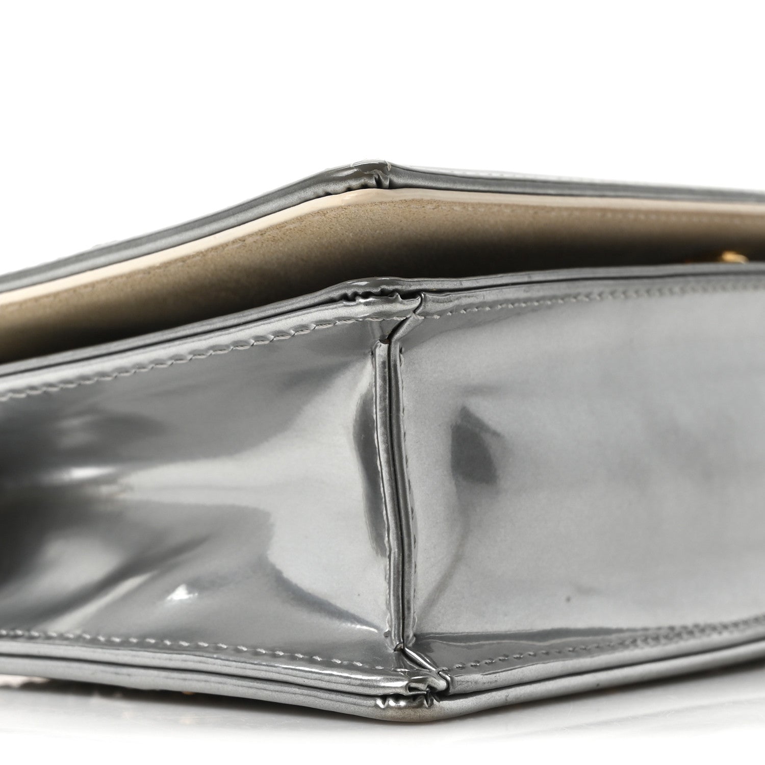 Metallic Patent Studded Diorama Top Handle Wallet on Chain Pouch Silver ¡§ Direct shipment via from wholesalehk.shop