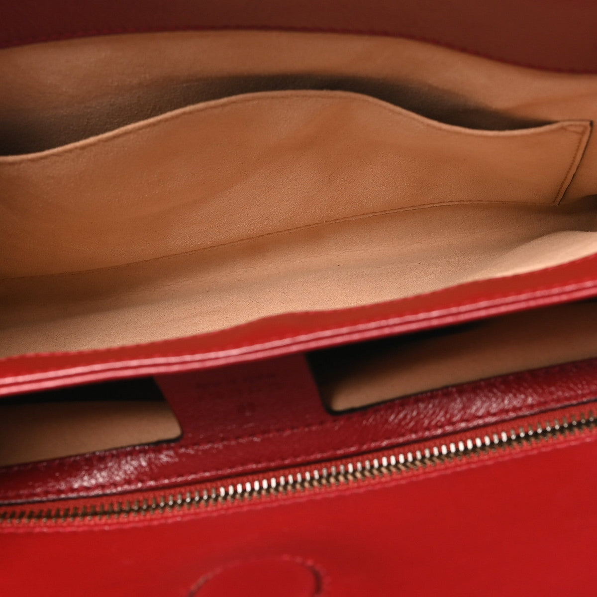 Azalea Calfskin Matelasse Heart Medium GG Marmont Slim Shoulder Bag Romantic Cerise wholesalehk.shop