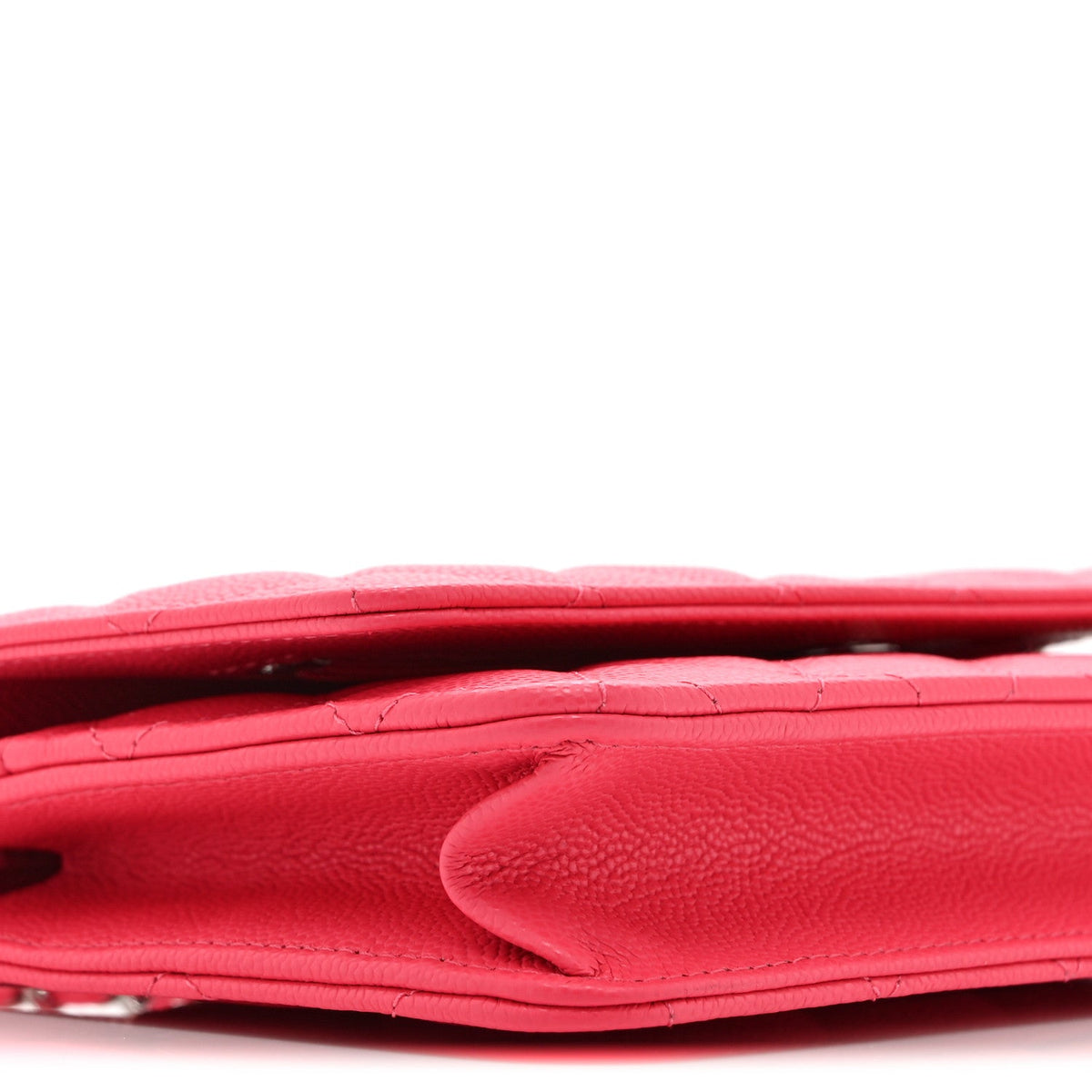 Caviar Quilted Wallet On Chain WOC Dark Pink wholesalehk.shop