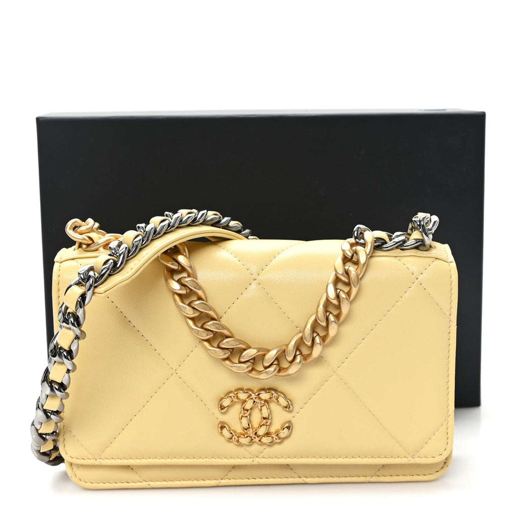 Lambskin Quilted Chanel 19 Wallet On Chain WOC Yellow wholesalehk.shop