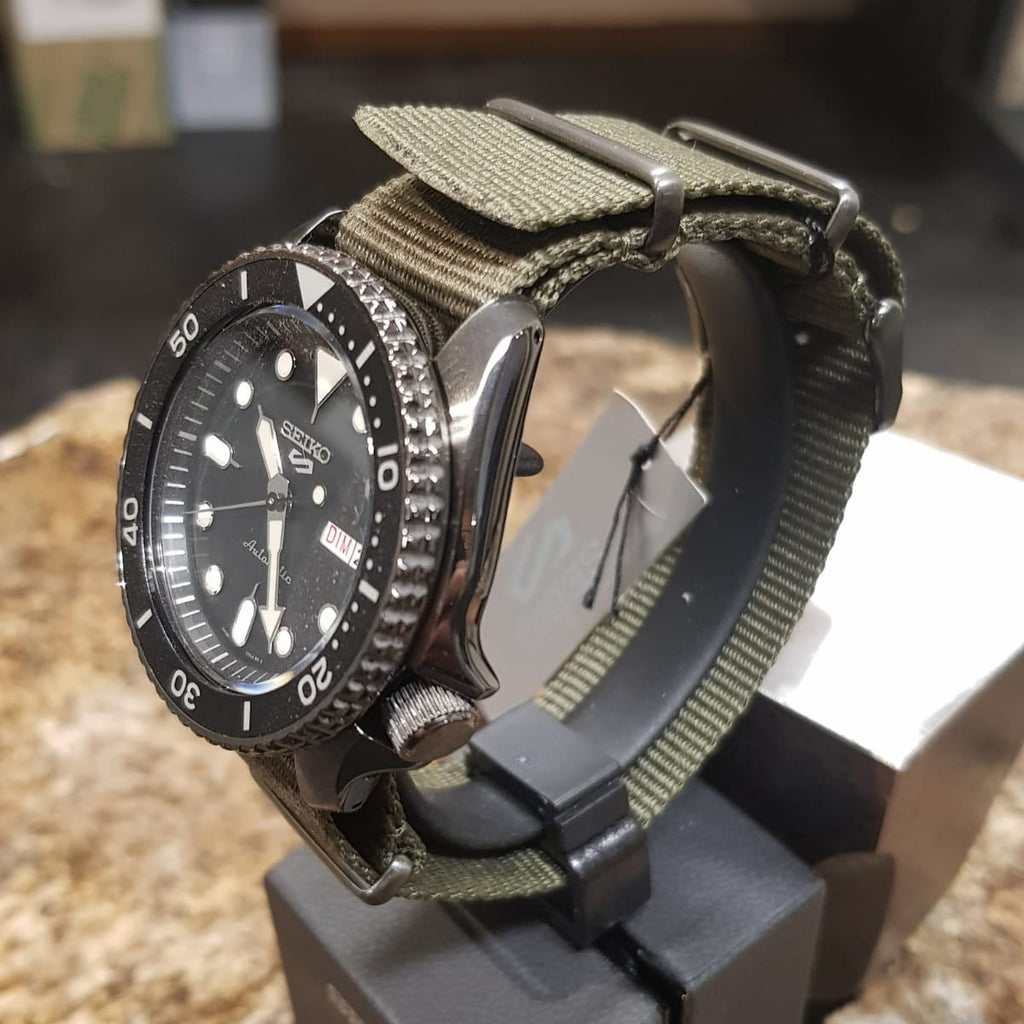 Seiko 5 Sport Automatic Black Dial Green Nylon Strap Watch For Men - SRPD65K4 wholesalehk.shop