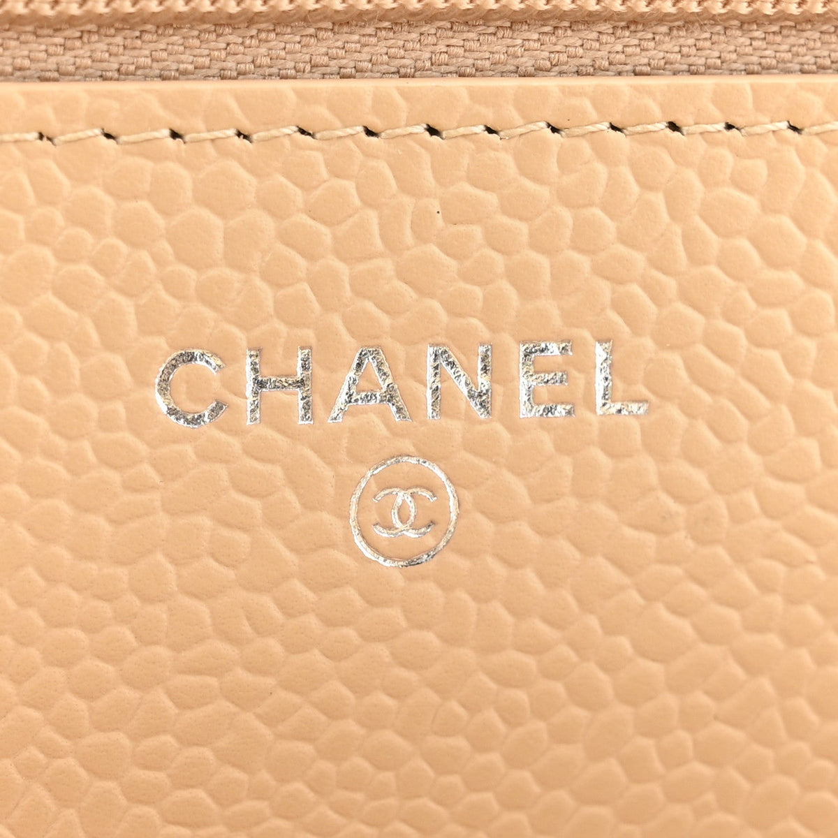 Caviar Quilted Wallet on Chain WOC Beige wholesalehk.shop