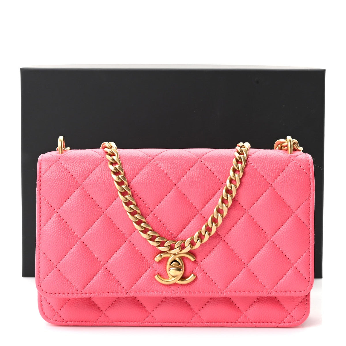 Caviar Quilted Sweetheart Wallet On Chain WOC Fuchsia wholesalehk.shop