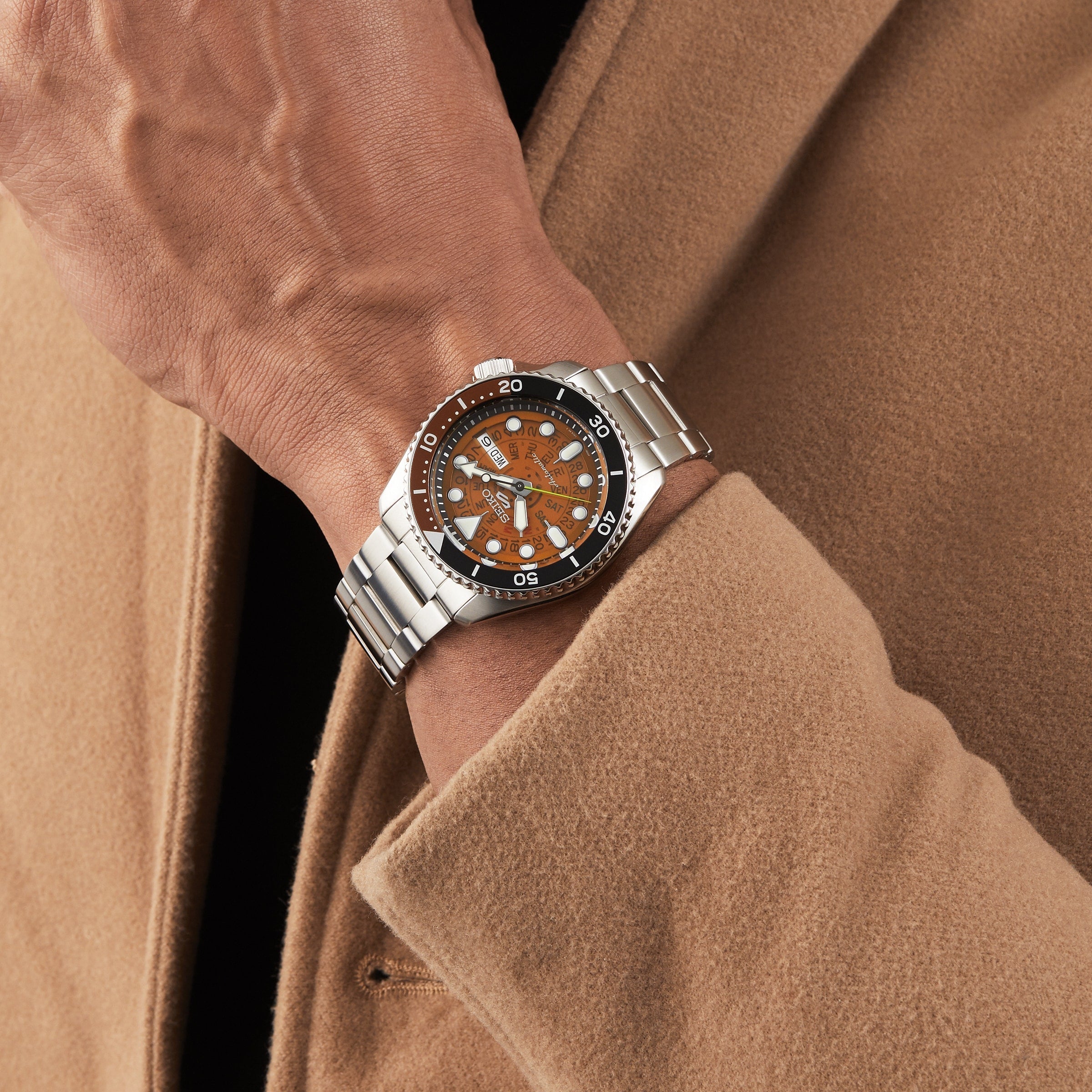 Seiko 5 Sports Sonar Special Edition Brown Dial Silver Steel Strap Watch For Men - SRPJ47K1 wholesalehk.shop