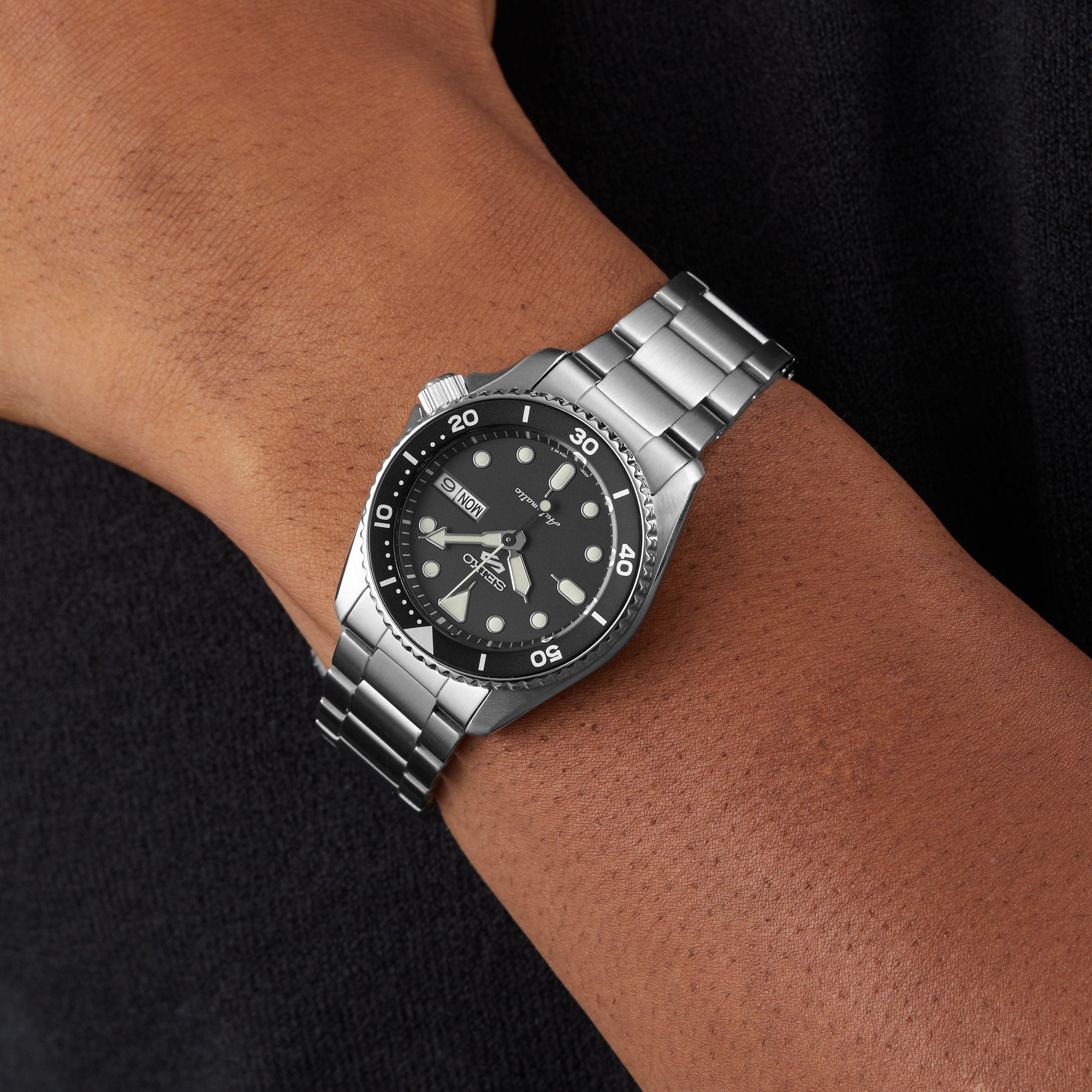Seiko 5 Sports SKX Automatic Black Dial Silver Steel Strap Watch For Men - SRPK29K1 wholesalehk.shop