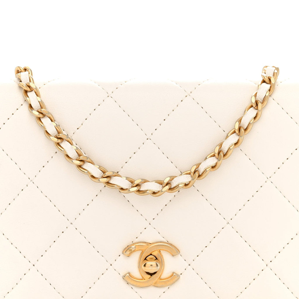 Lambskin Quilted CC Pearl Crush Wallet on Chain WOC White wholesalehk.shop