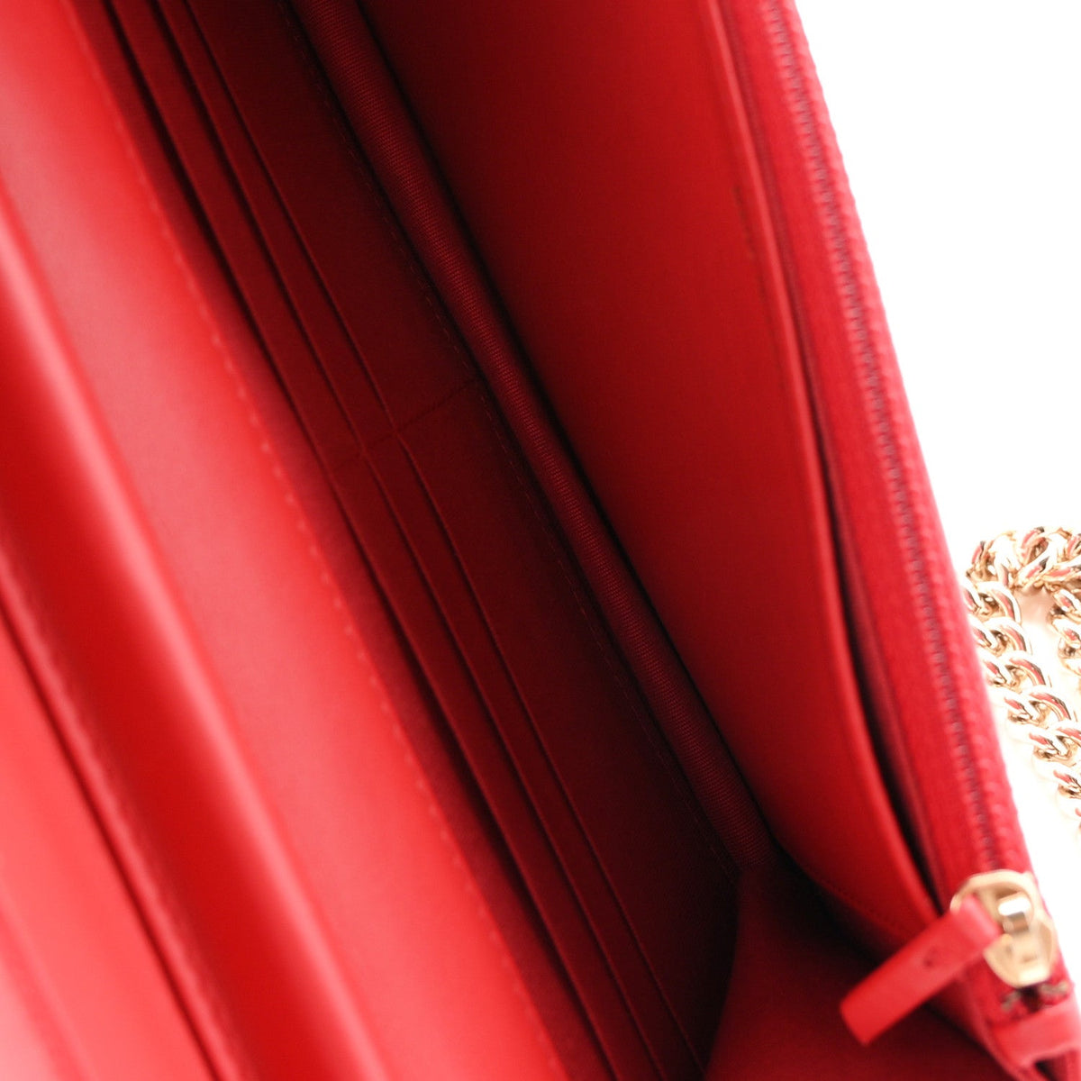 Caviar Quilted Boy Wallet On Chain WOC Red wholesalehk.shop